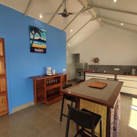 Tahiti - Taharaa Beach Bungalow Аруэ Экстерьер фото