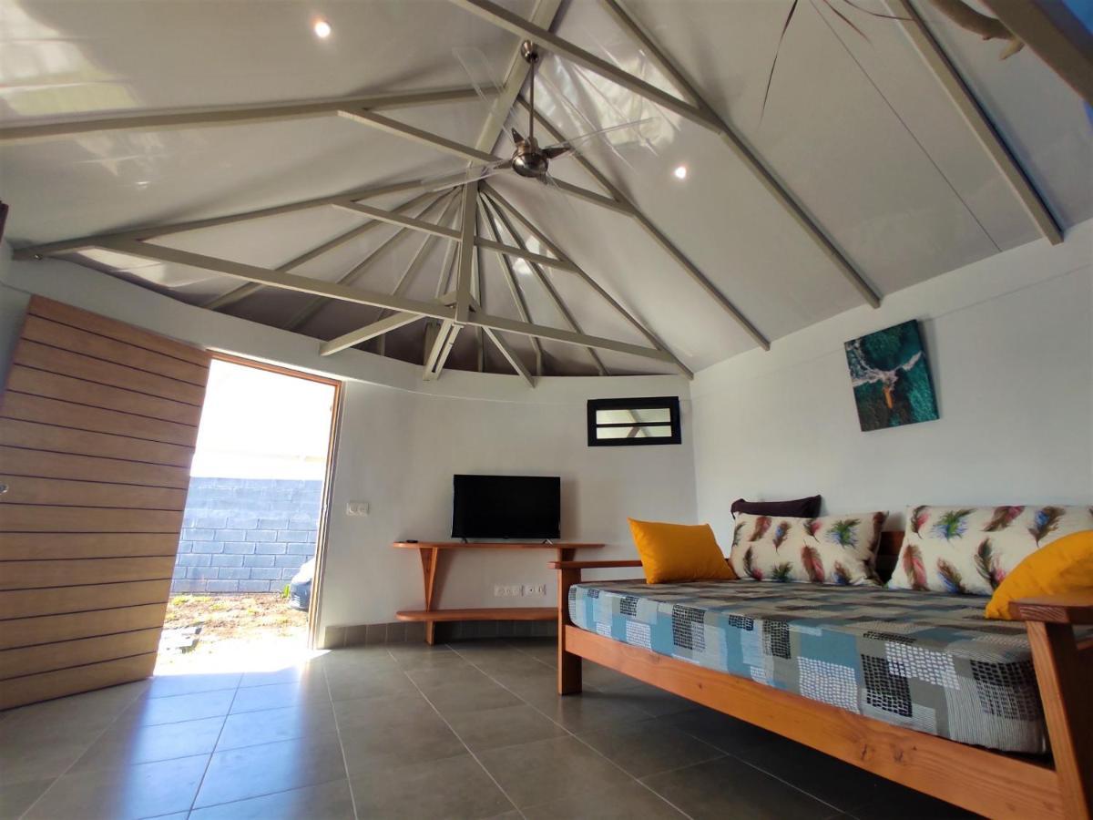 Tahiti - Taharaa Beach Bungalow Аруэ Экстерьер фото
